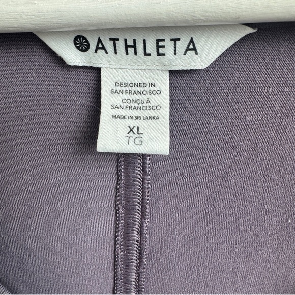 Athleta Crossover Ruched Top Size XL - Picture 4 of 11